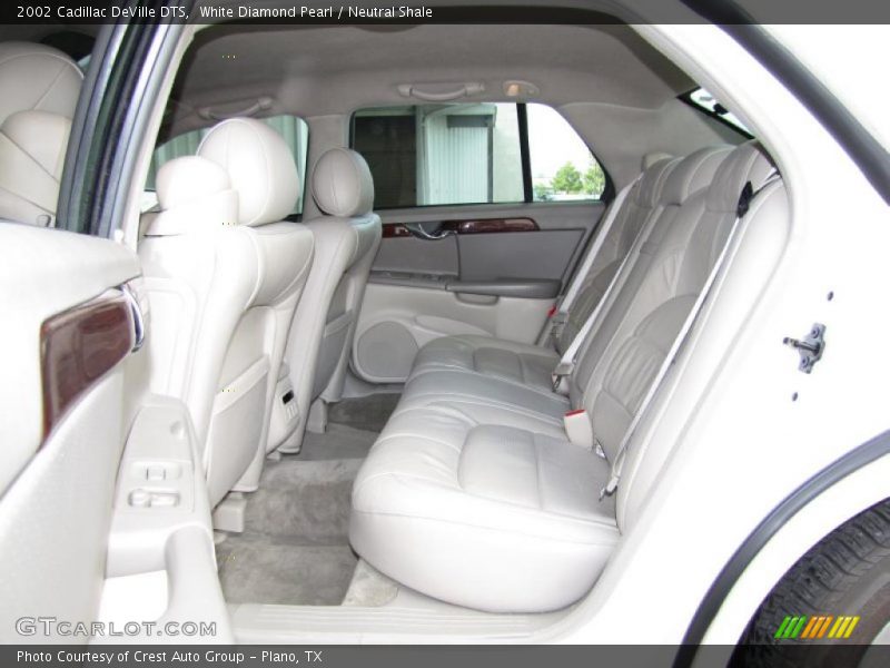 White Diamond Pearl / Neutral Shale 2002 Cadillac DeVille DTS