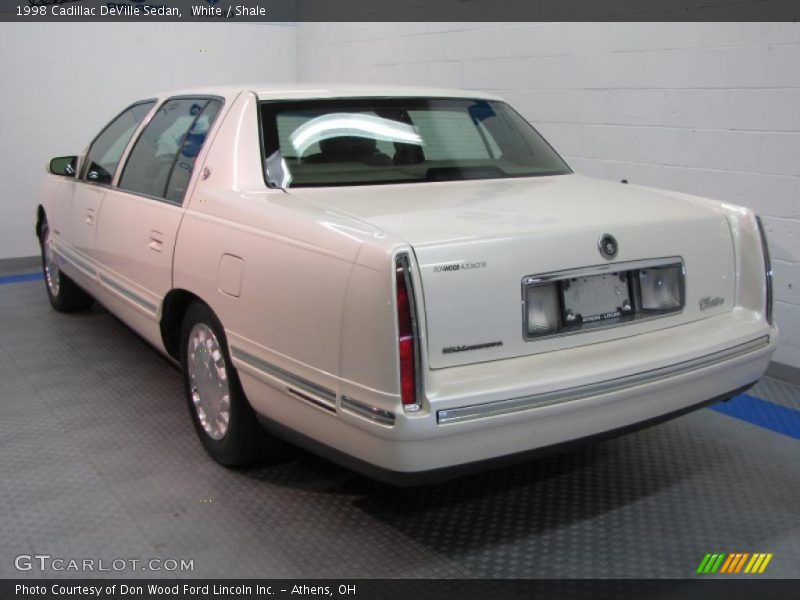 White / Shale 1998 Cadillac DeVille Sedan