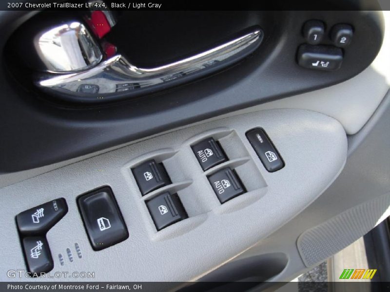 Black / Light Gray 2007 Chevrolet TrailBlazer LT 4x4