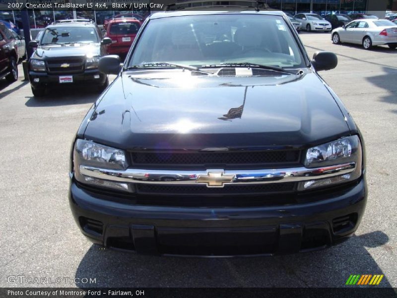 Black / Light Gray 2007 Chevrolet TrailBlazer LS 4x4
