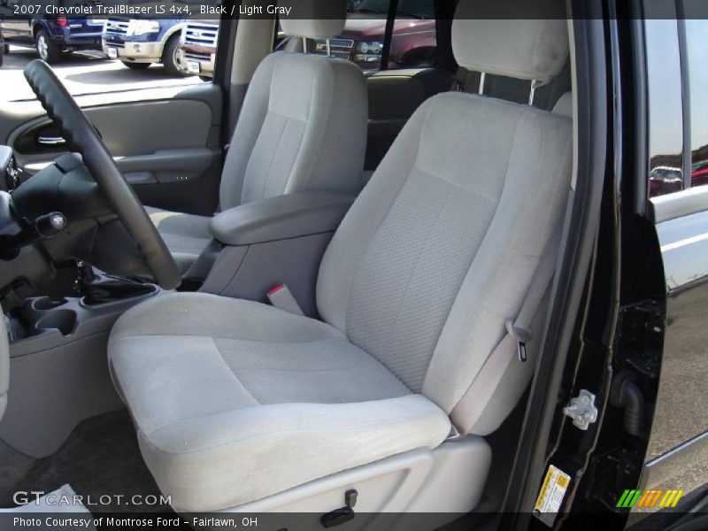 Black / Light Gray 2007 Chevrolet TrailBlazer LS 4x4