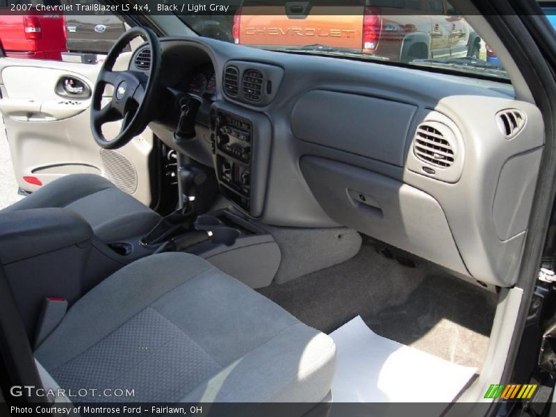 Black / Light Gray 2007 Chevrolet TrailBlazer LS 4x4