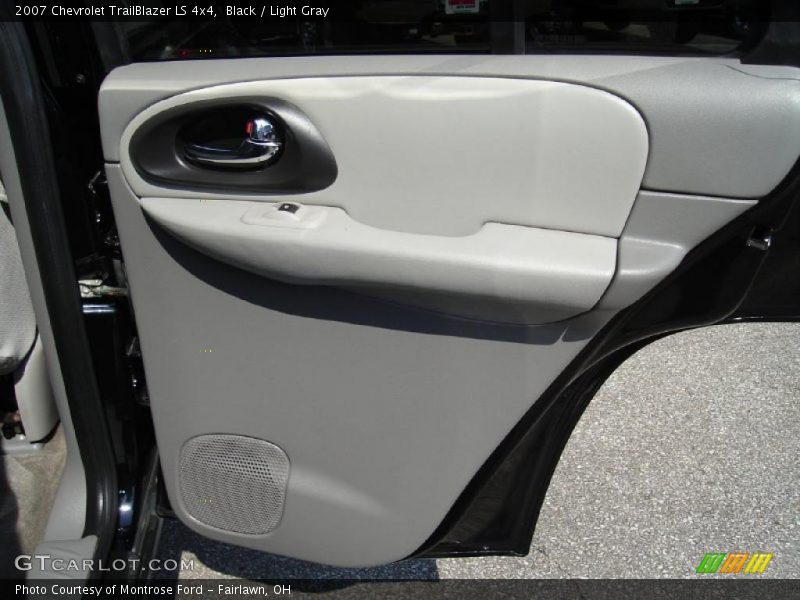 Black / Light Gray 2007 Chevrolet TrailBlazer LS 4x4