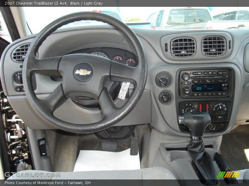 Black / Light Gray 2007 Chevrolet TrailBlazer LS 4x4