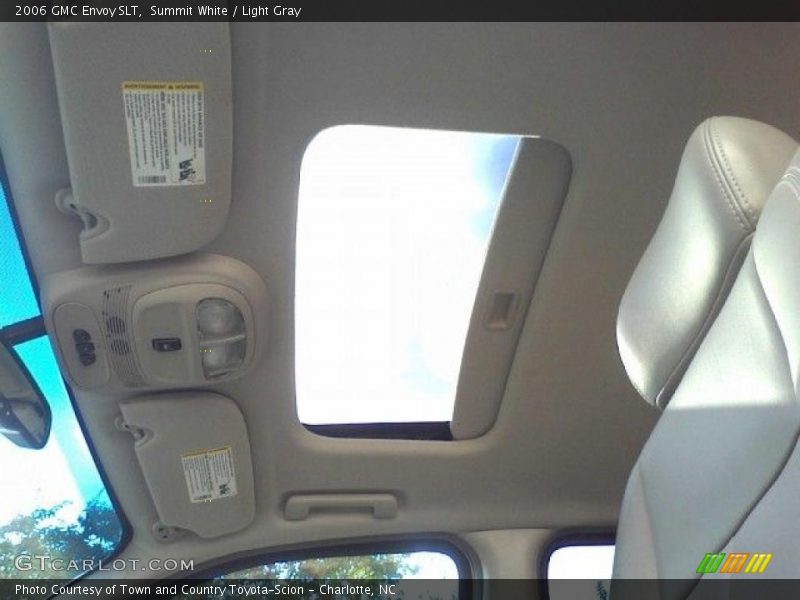 Summit White / Light Gray 2006 GMC Envoy SLT