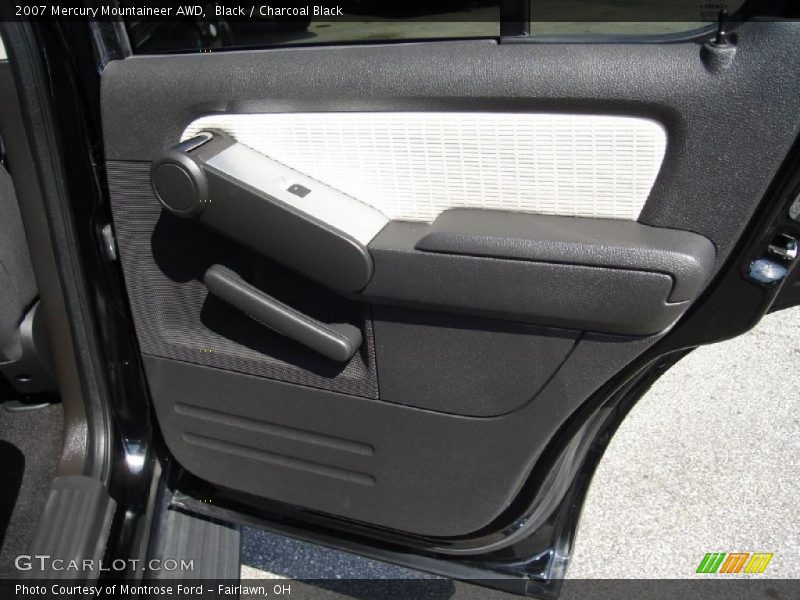 Black / Charcoal Black 2007 Mercury Mountaineer AWD