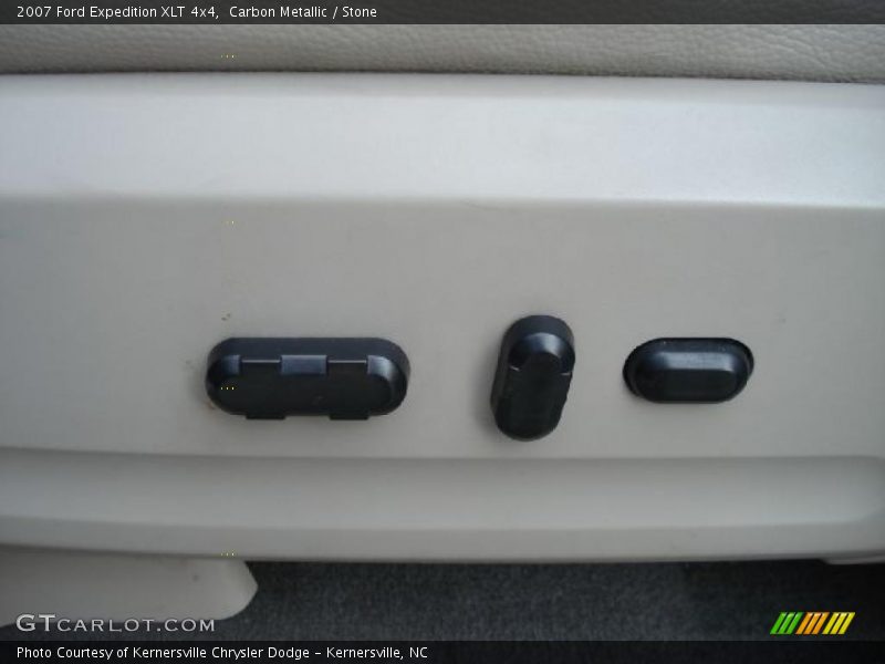 Carbon Metallic / Stone 2007 Ford Expedition XLT 4x4