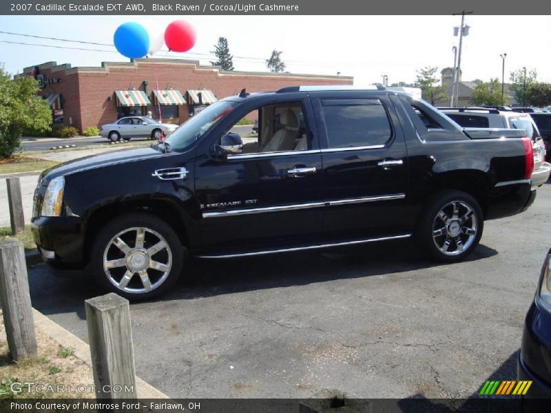 Black Raven / Cocoa/Light Cashmere 2007 Cadillac Escalade EXT AWD