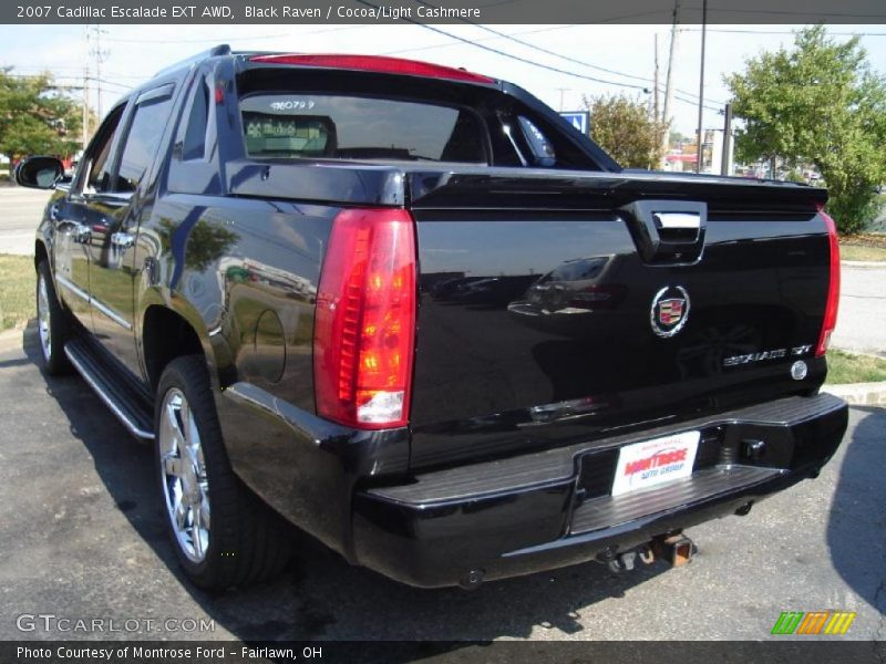 Black Raven / Cocoa/Light Cashmere 2007 Cadillac Escalade EXT AWD