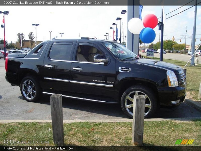 Black Raven / Cocoa/Light Cashmere 2007 Cadillac Escalade EXT AWD