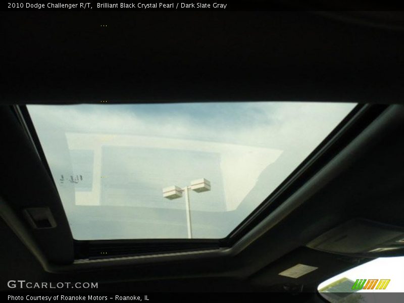 Brilliant Black Crystal Pearl / Dark Slate Gray 2010 Dodge Challenger R/T