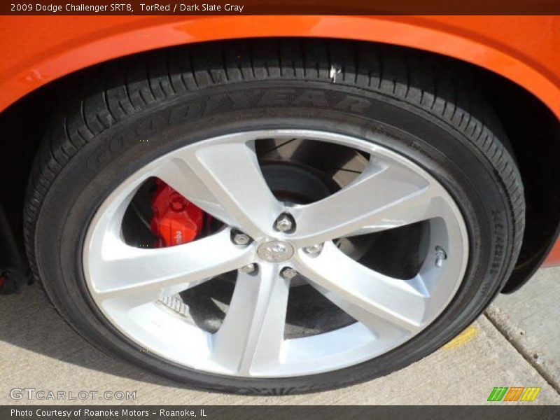 TorRed / Dark Slate Gray 2009 Dodge Challenger SRT8