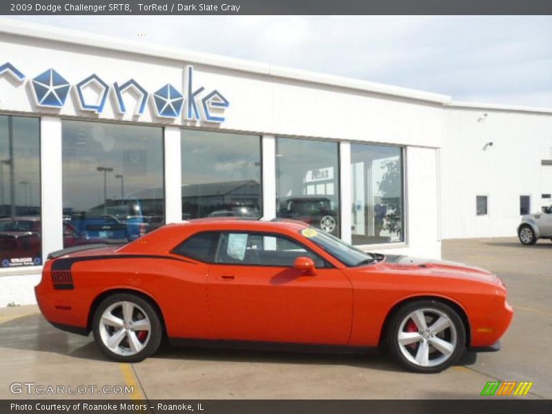 TorRed / Dark Slate Gray 2009 Dodge Challenger SRT8