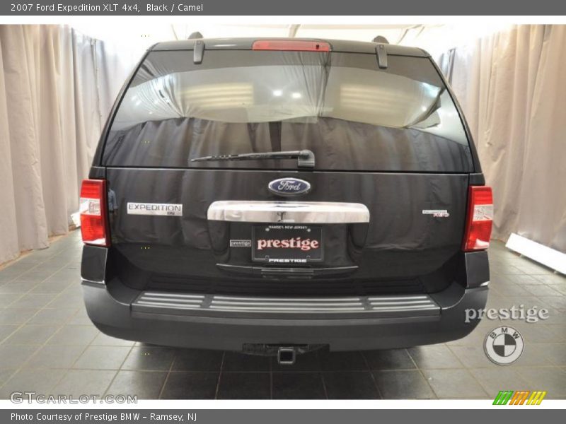 Black / Camel 2007 Ford Expedition XLT 4x4