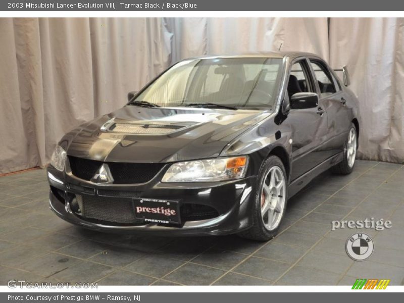 Tarmac Black / Black/Blue 2003 Mitsubishi Lancer Evolution VIII