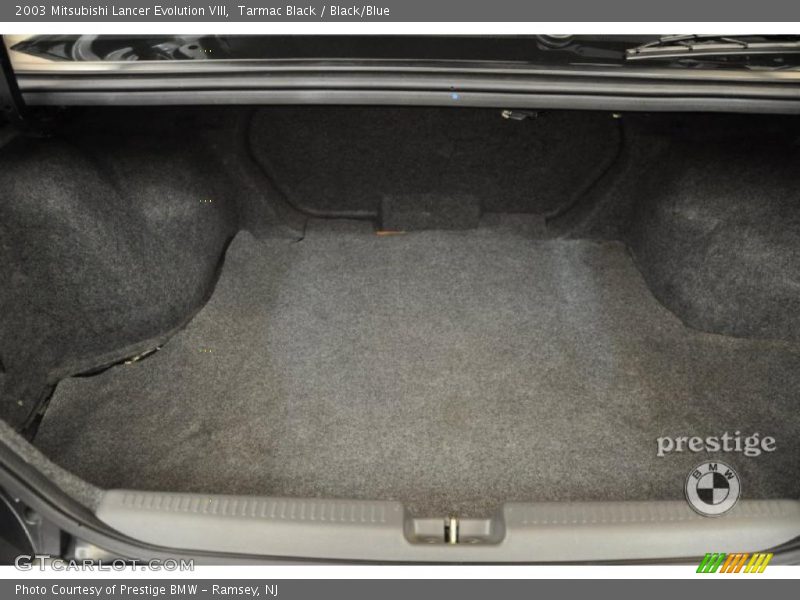 Tarmac Black / Black/Blue 2003 Mitsubishi Lancer Evolution VIII