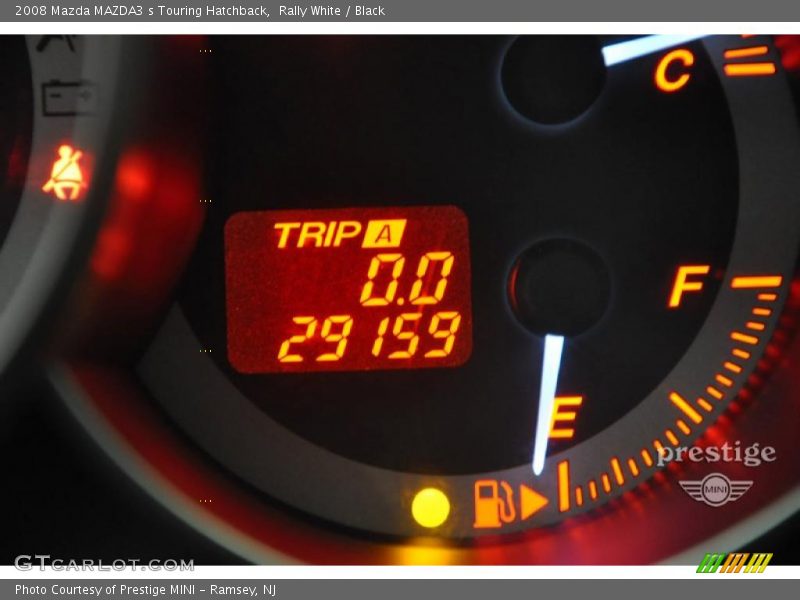 Rally White / Black 2008 Mazda MAZDA3 s Touring Hatchback