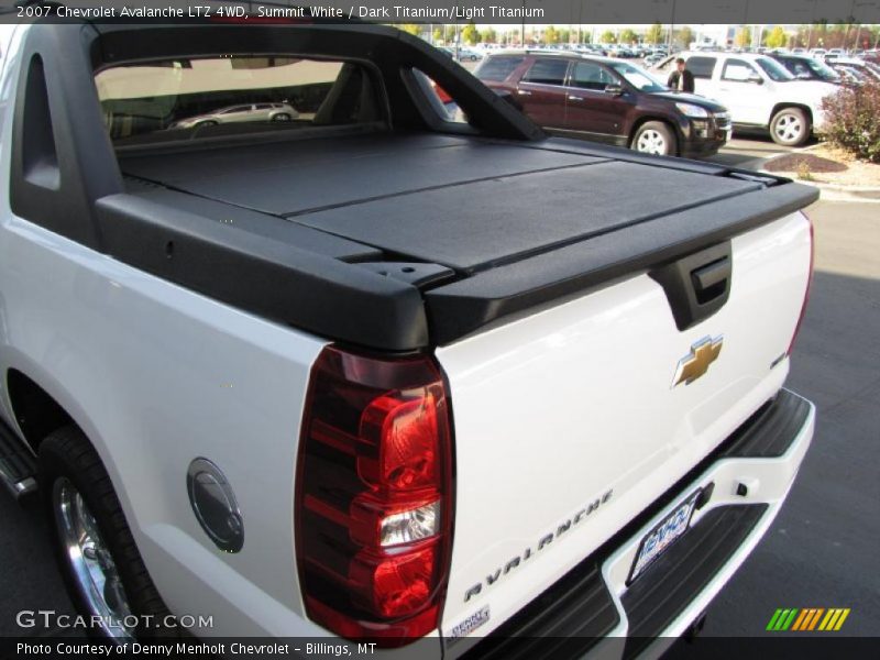 Summit White / Dark Titanium/Light Titanium 2007 Chevrolet Avalanche LTZ 4WD