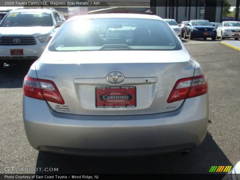 Magnetic Gray Metallic / Ash 2009 Toyota Camry XLE