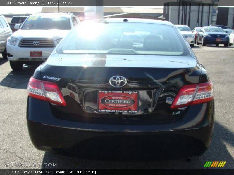 Black / Bisque 2010 Toyota Camry LE