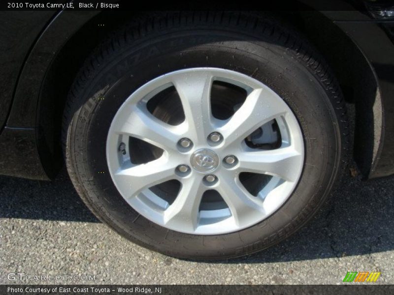 Black / Bisque 2010 Toyota Camry LE