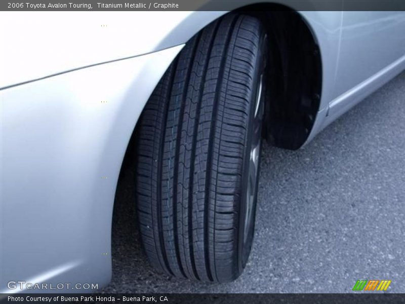 Titanium Metallic / Graphite 2006 Toyota Avalon Touring