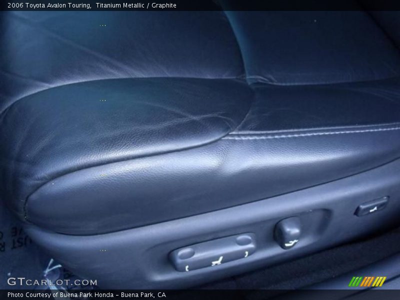 Titanium Metallic / Graphite 2006 Toyota Avalon Touring