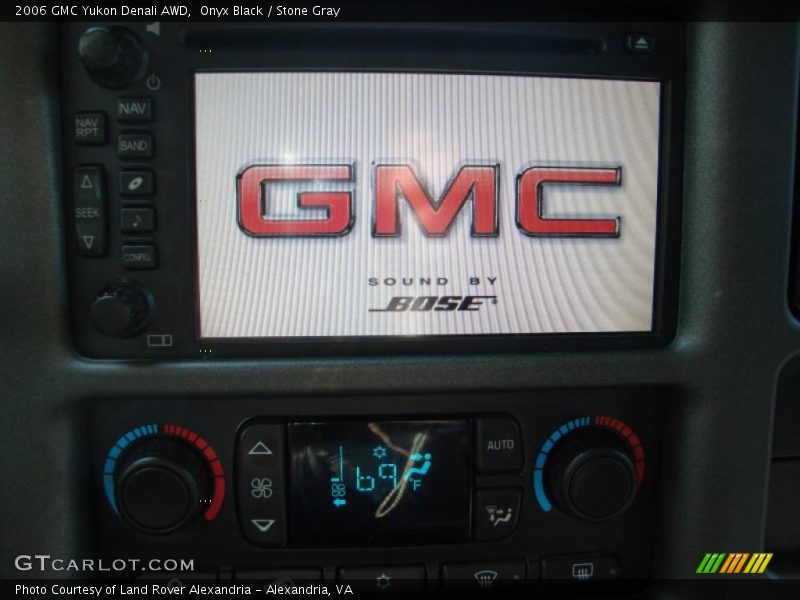 Onyx Black / Stone Gray 2006 GMC Yukon Denali AWD