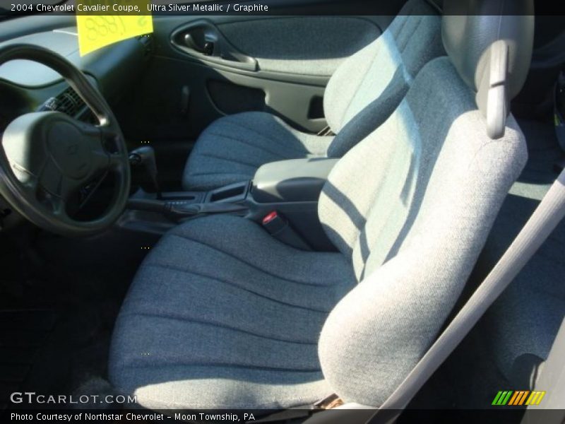 Ultra Silver Metallic / Graphite 2004 Chevrolet Cavalier Coupe