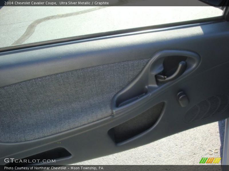 Ultra Silver Metallic / Graphite 2004 Chevrolet Cavalier Coupe