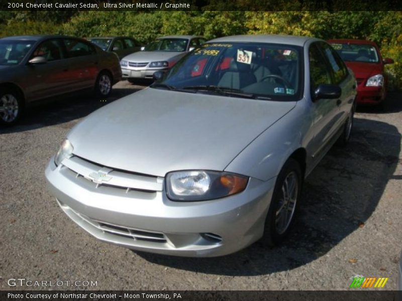 Ultra Silver Metallic / Graphite 2004 Chevrolet Cavalier Sedan