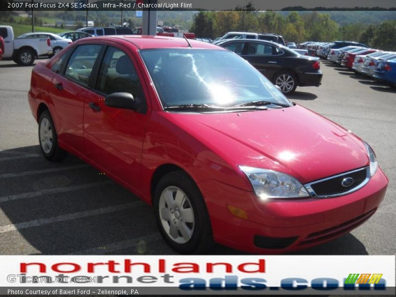 Infra-Red / Charcoal/Light Flint 2007 Ford Focus ZX4 SE Sedan