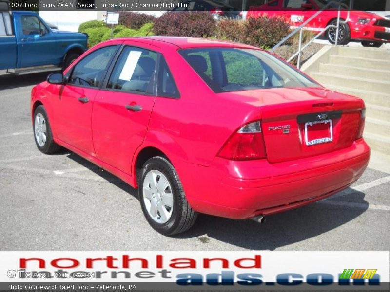 Infra-Red / Charcoal/Light Flint 2007 Ford Focus ZX4 SE Sedan