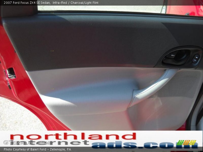 Infra-Red / Charcoal/Light Flint 2007 Ford Focus ZX4 SE Sedan