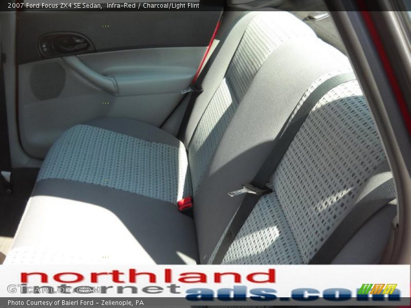 Infra-Red / Charcoal/Light Flint 2007 Ford Focus ZX4 SE Sedan