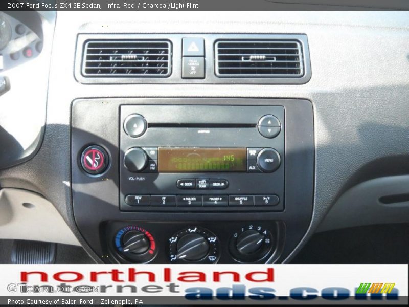 Infra-Red / Charcoal/Light Flint 2007 Ford Focus ZX4 SE Sedan