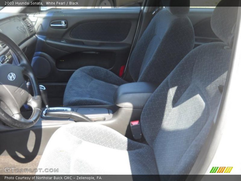 White Pearl / Black 2003 Hyundai Sonata