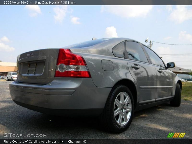 Flint Gray Metallic / Off Black 2006 Volvo S40 2.4i