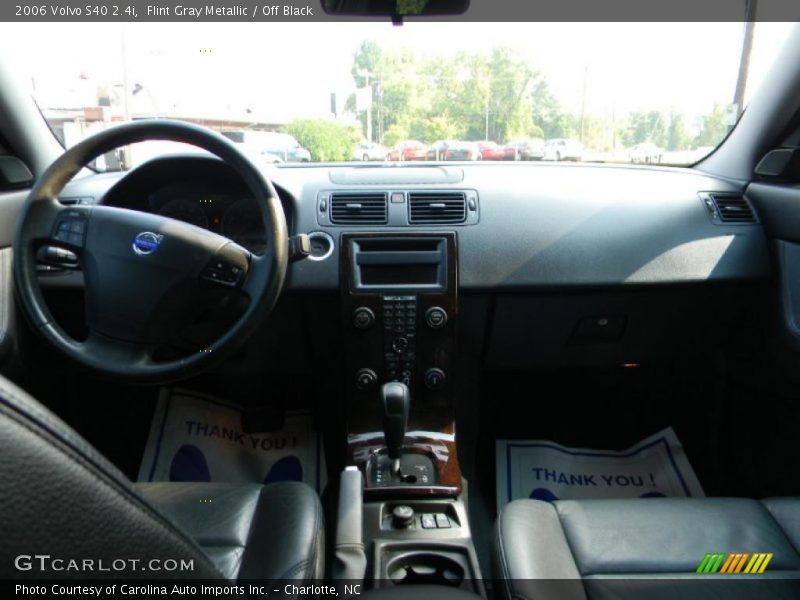 Flint Gray Metallic / Off Black 2006 Volvo S40 2.4i