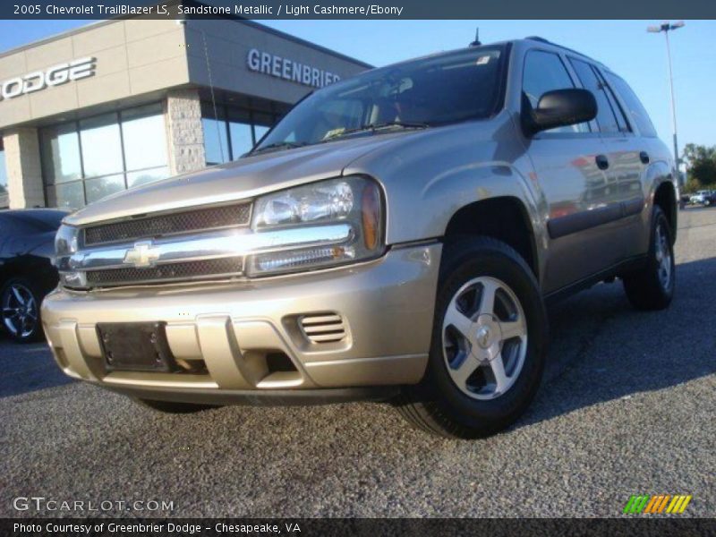Sandstone Metallic / Light Cashmere/Ebony 2005 Chevrolet TrailBlazer LS