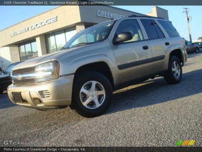 Sandstone Metallic / Light Cashmere/Ebony 2005 Chevrolet TrailBlazer LS