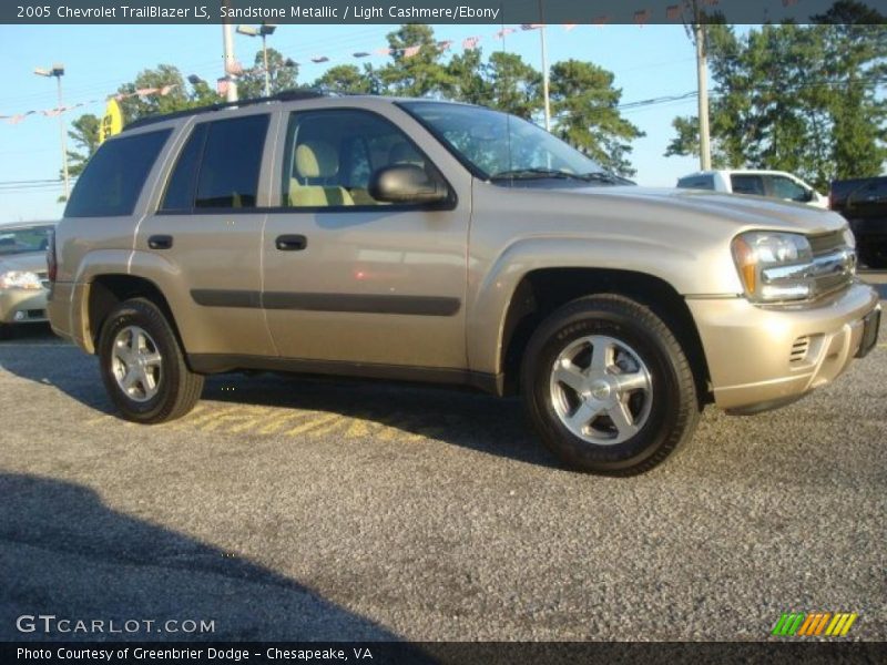 Sandstone Metallic / Light Cashmere/Ebony 2005 Chevrolet TrailBlazer LS