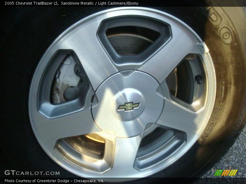 Sandstone Metallic / Light Cashmere/Ebony 2005 Chevrolet TrailBlazer LS