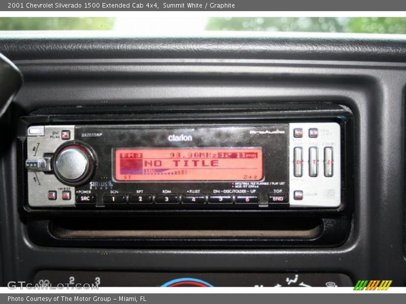 Summit White / Graphite 2001 Chevrolet Silverado 1500 Extended Cab 4x4