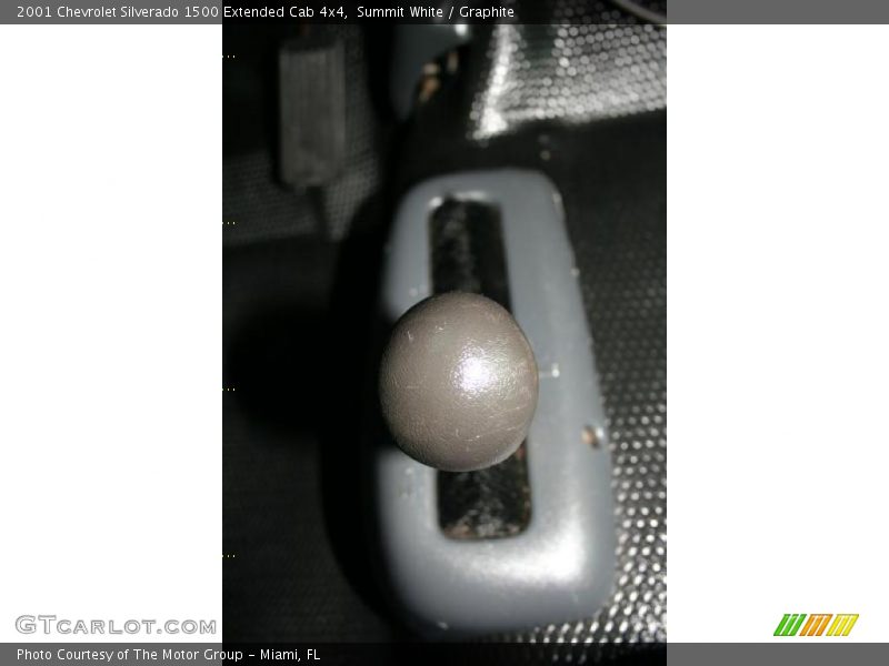 Summit White / Graphite 2001 Chevrolet Silverado 1500 Extended Cab 4x4