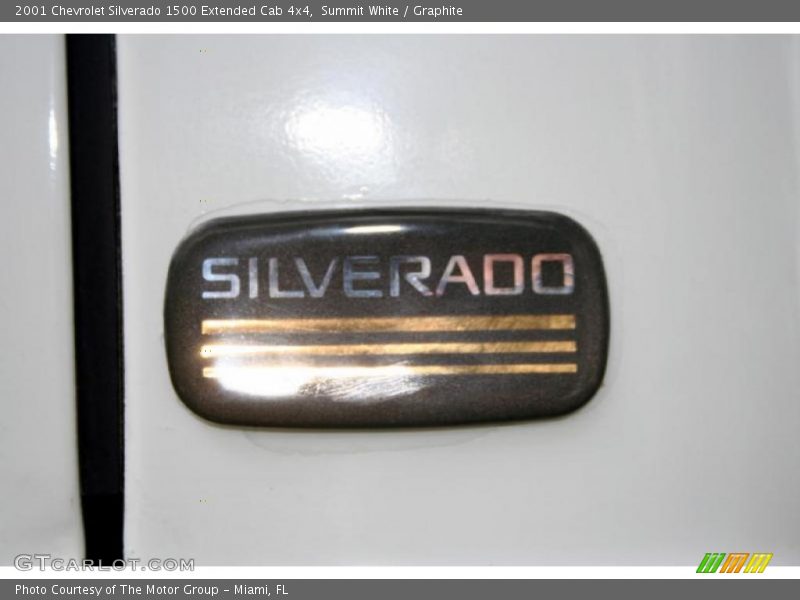 Summit White / Graphite 2001 Chevrolet Silverado 1500 Extended Cab 4x4