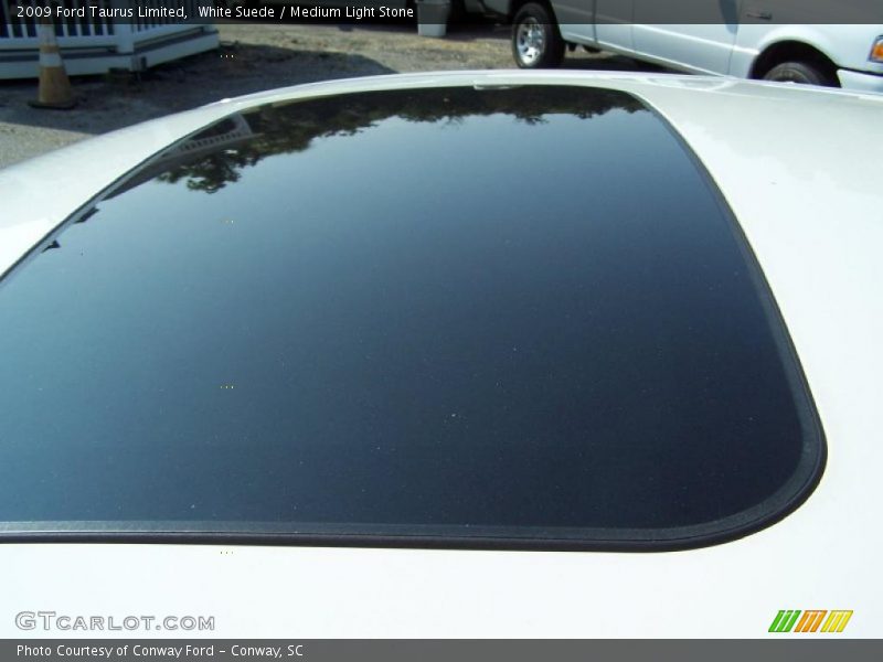 White Suede / Medium Light Stone 2009 Ford Taurus Limited