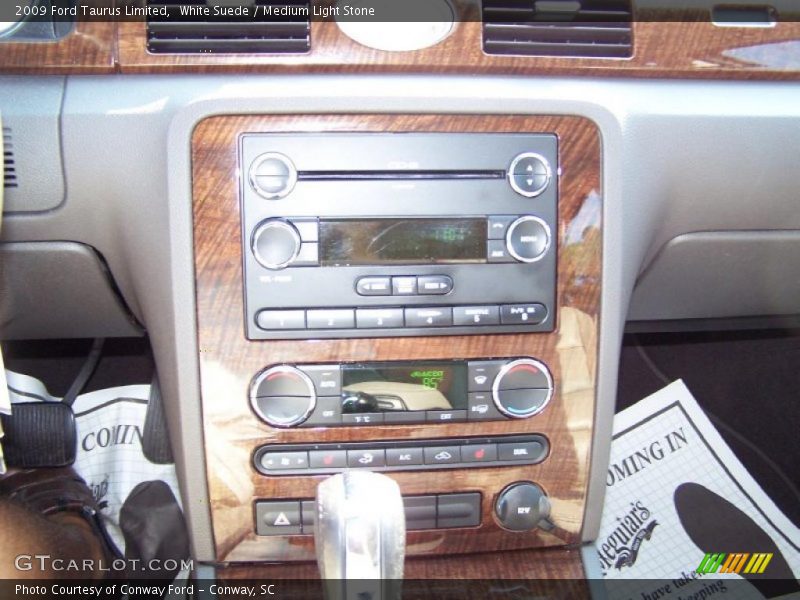 White Suede / Medium Light Stone 2009 Ford Taurus Limited