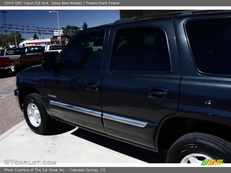 Deep Blue Metallic / Pewter/Dark Pewter 2004 GMC Yukon SLE 4x4