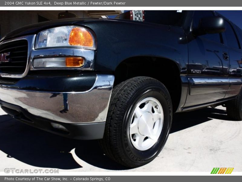 Deep Blue Metallic / Pewter/Dark Pewter 2004 GMC Yukon SLE 4x4